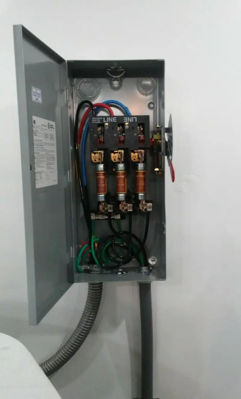 Three-phase disconnect switch installed for Smoke Detector Installation in Sussex